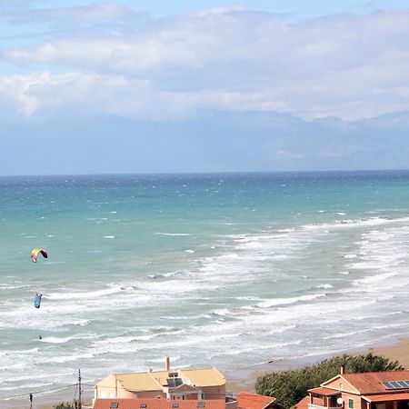 Theos Apartments Agios Stefanos Avliotes  Buitenkant foto