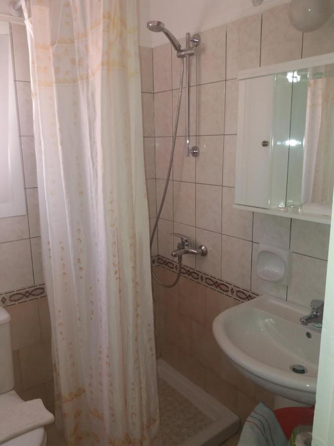Theos Apartments Agios Stefanos Avliotes  Buitenkant foto