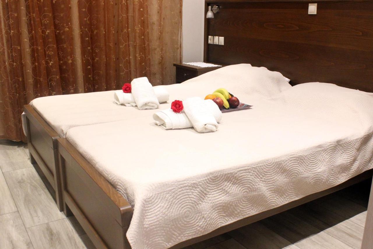Theos Apartments Agios Stefanos Avliotes  Buitenkant foto