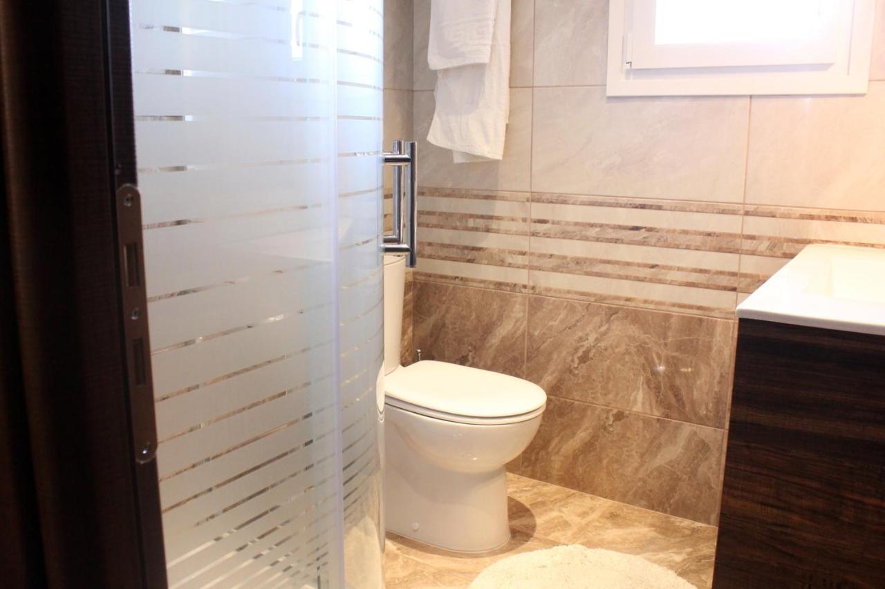 Theos Apartments Agios Stefanos Avliotes  Buitenkant foto