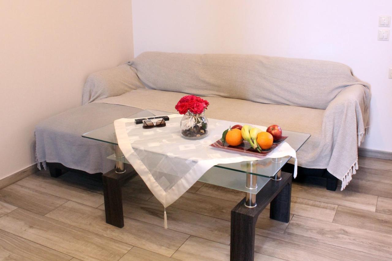 Theos Apartments Agios Stefanos Avliotes  Buitenkant foto