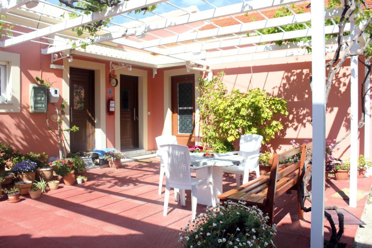 Theos Apartments Agios Stefanos Avliotes  Buitenkant foto